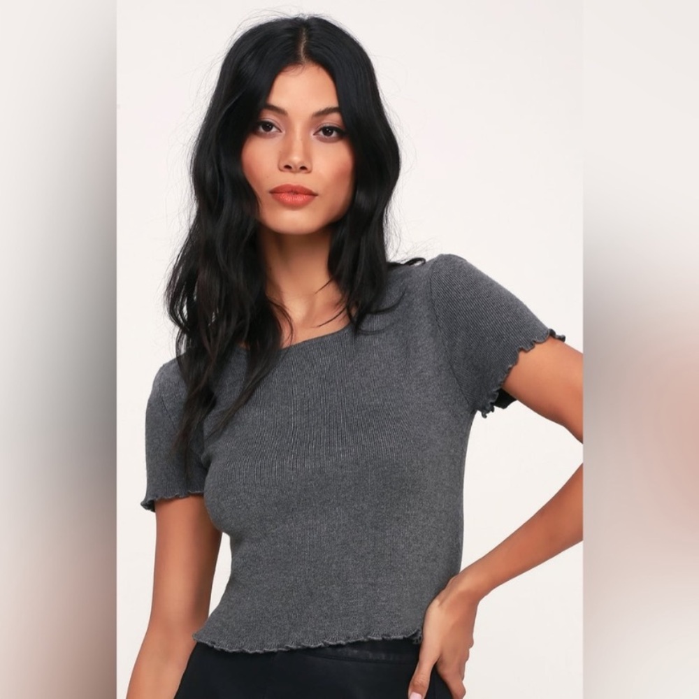 Lulu's You're The One Charcoal Grey Lettuce Edge Tee S